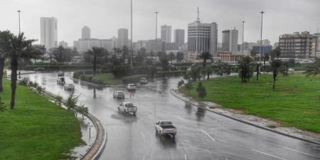 جدة.. "الأرصاد" يحذر من أمطار غزيرة وعواصف رعدية فجر الخميس