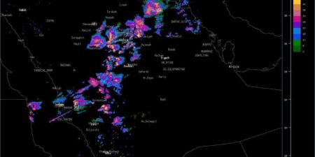 عاجل الأرصاد تحذر من أمطار غزيرة على عدة مناطق بالمملكة وسط مراقبة مستمرة من 19 رادار