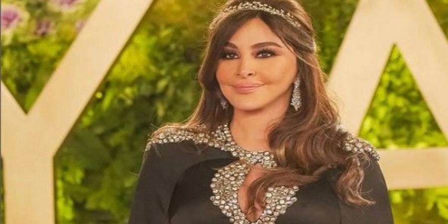 إليسا ترثي الوضع في لبنان وتؤكد أنه سيعود أحلى مما كان عليه الخليج برس