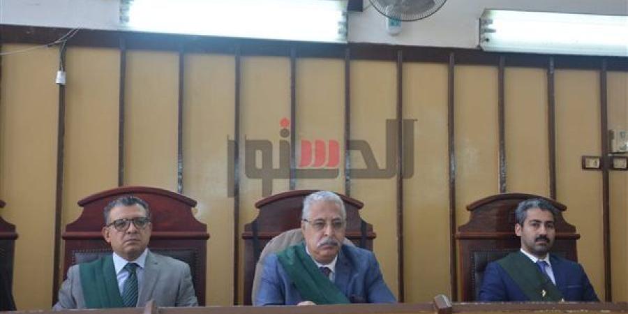 السجن 3 سنوات لمتهمين بفقأ عين شاب في الفيوم