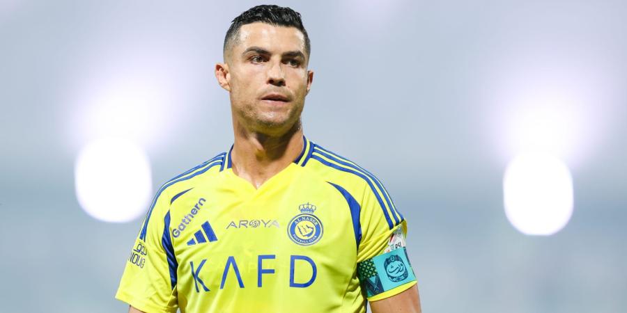 لقطة جذبت الأنظار.. هذا ما فعله رونالدو عند رؤيته لاعب النصر السعودي السابق ماشاريبوف - الخليج برس