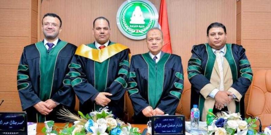 جامعة المنصورة تمنح حماد الرمحي درجة الدكتوراه في الاقتصاد والتحول الرقمي في المؤسسات الإعلامية - الخليج برس