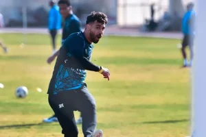 عبد الله السعيد خارج معسكر الزمالك بسبب خلافات تجديد عقده، وفق مصدر لـ"يلا كورة"